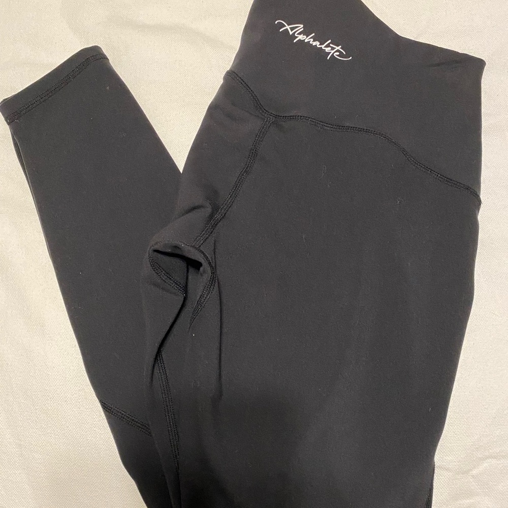 Alphalete Surface Elevation Legging